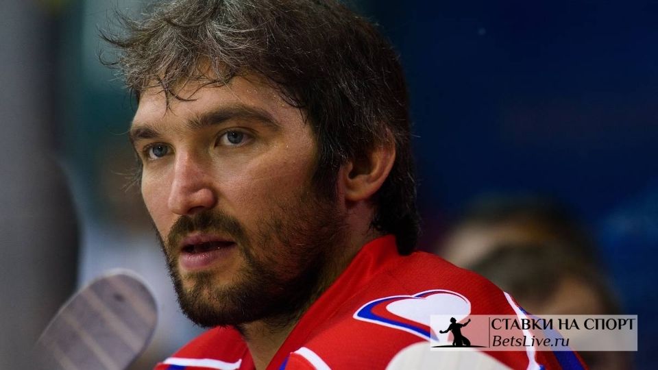 Овечкин вышел на 6-е место среди бомбардиров