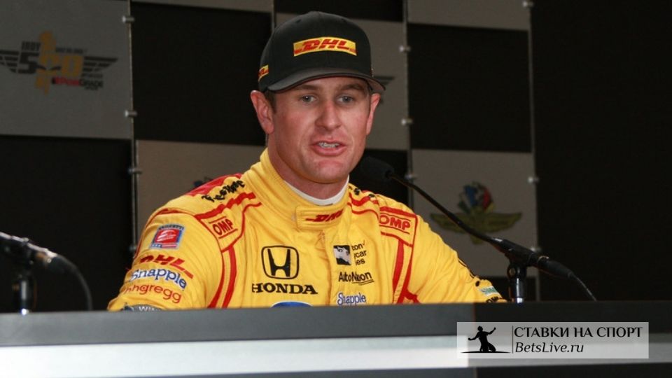 Пилот IndyCar едва не погиб на первом круге гонки