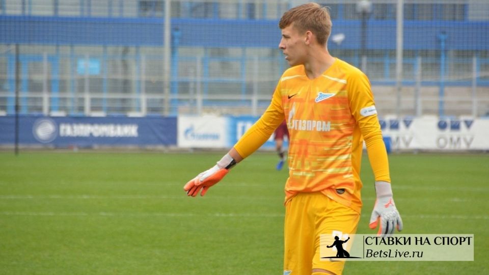 Одоевский дебютировал за Зенит