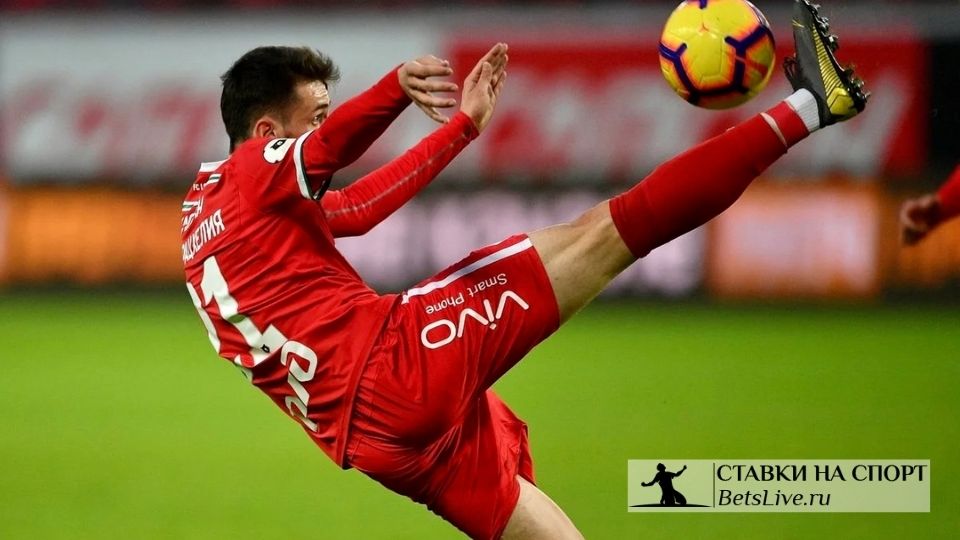 Отец Кварацхелии уверен, что его сын будет выступать в другом чемпионате уже летом