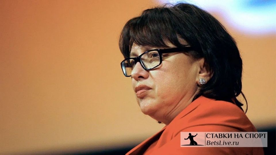 Смородская раскритиковала решение снести РЖД Арену