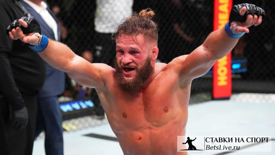 UFC взяла в разработку бой Физиев – Гэтжи